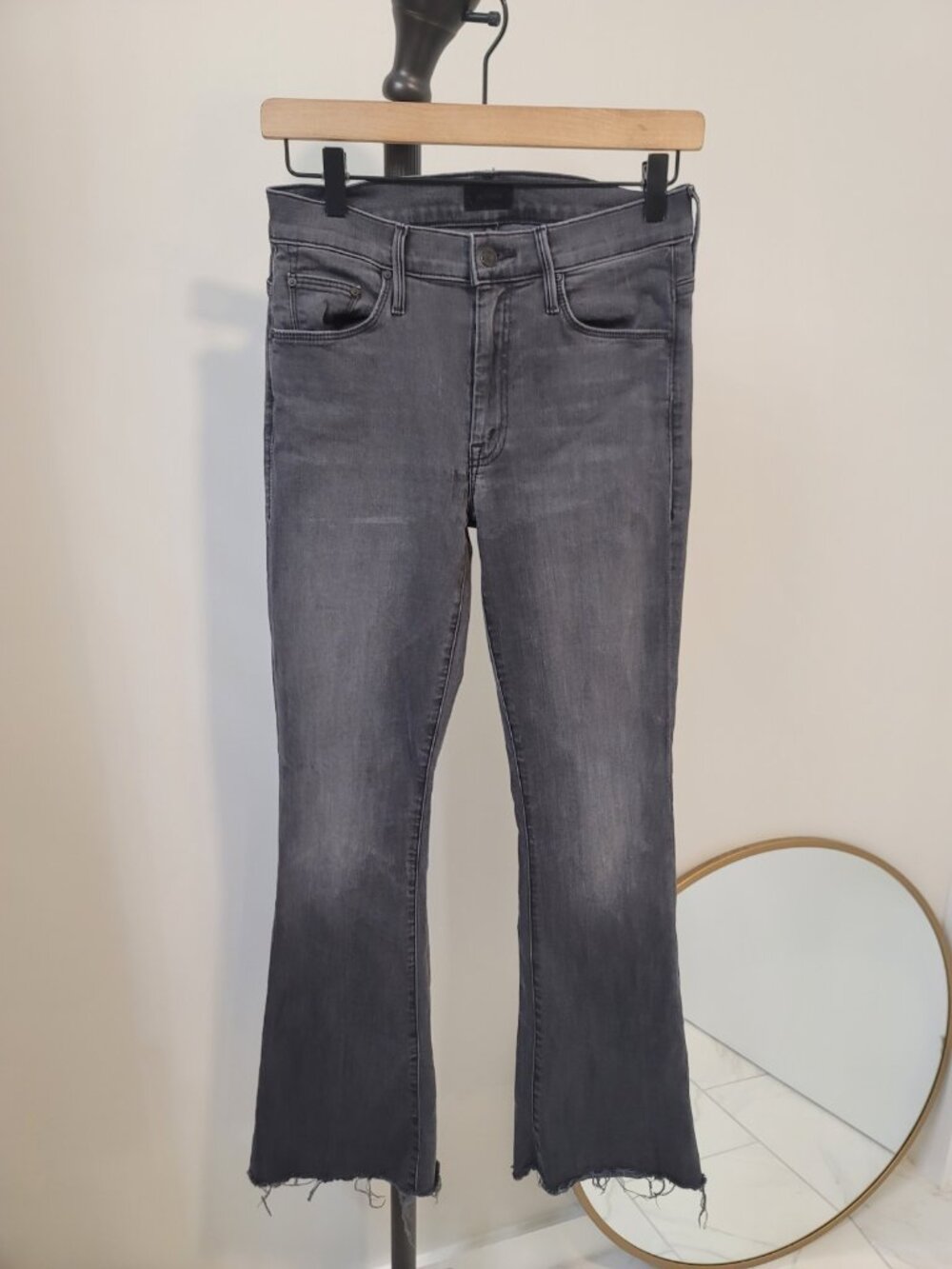 Mother The Weekender Fray Jeans Lighting Up Lantern Dark Grey Flare 26 High Rise